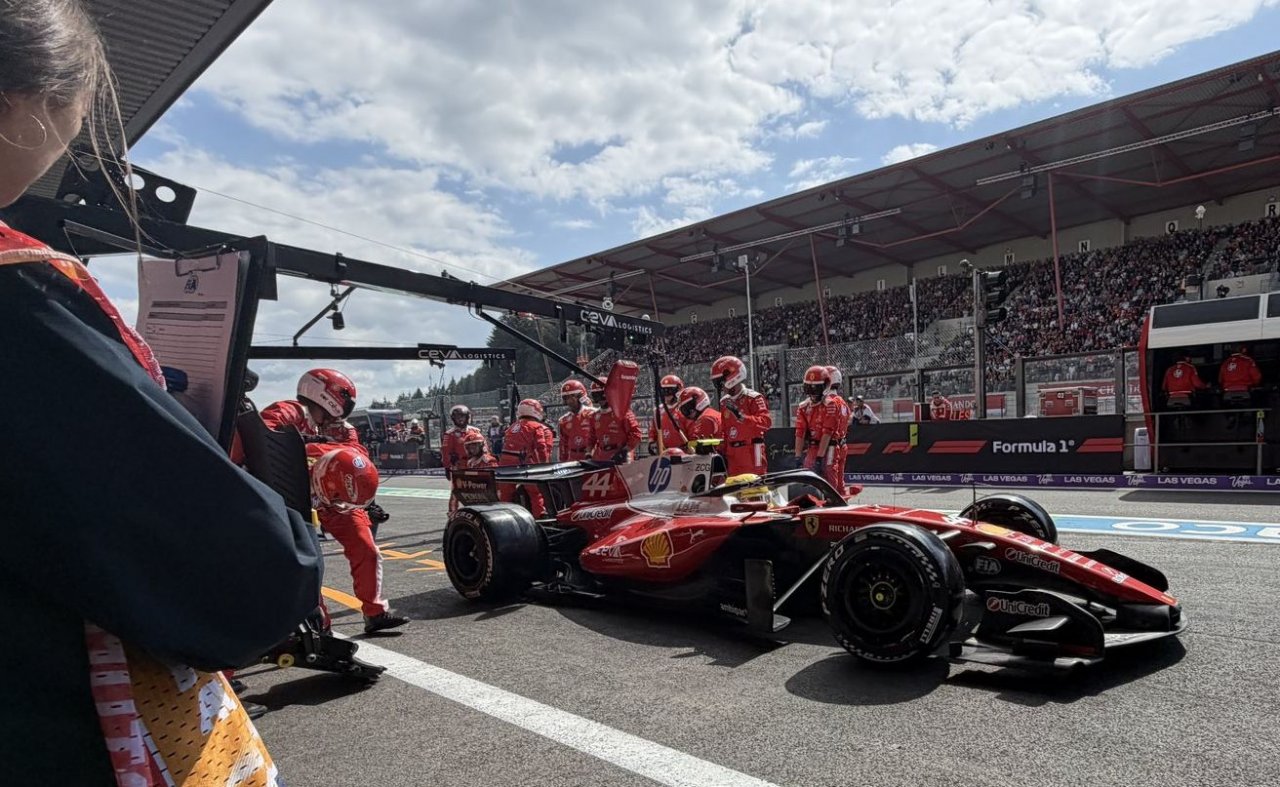 Hamilton po dirki v Belgiji še pred komisarje Hamilton po dirki v Belgiji še pred komisarje