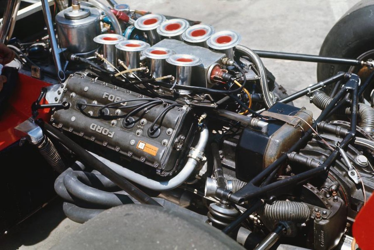 V8 se vrača v F1 – in to morda že leta 2030 V8 se vrača v F1 – in to morda že leta 2030