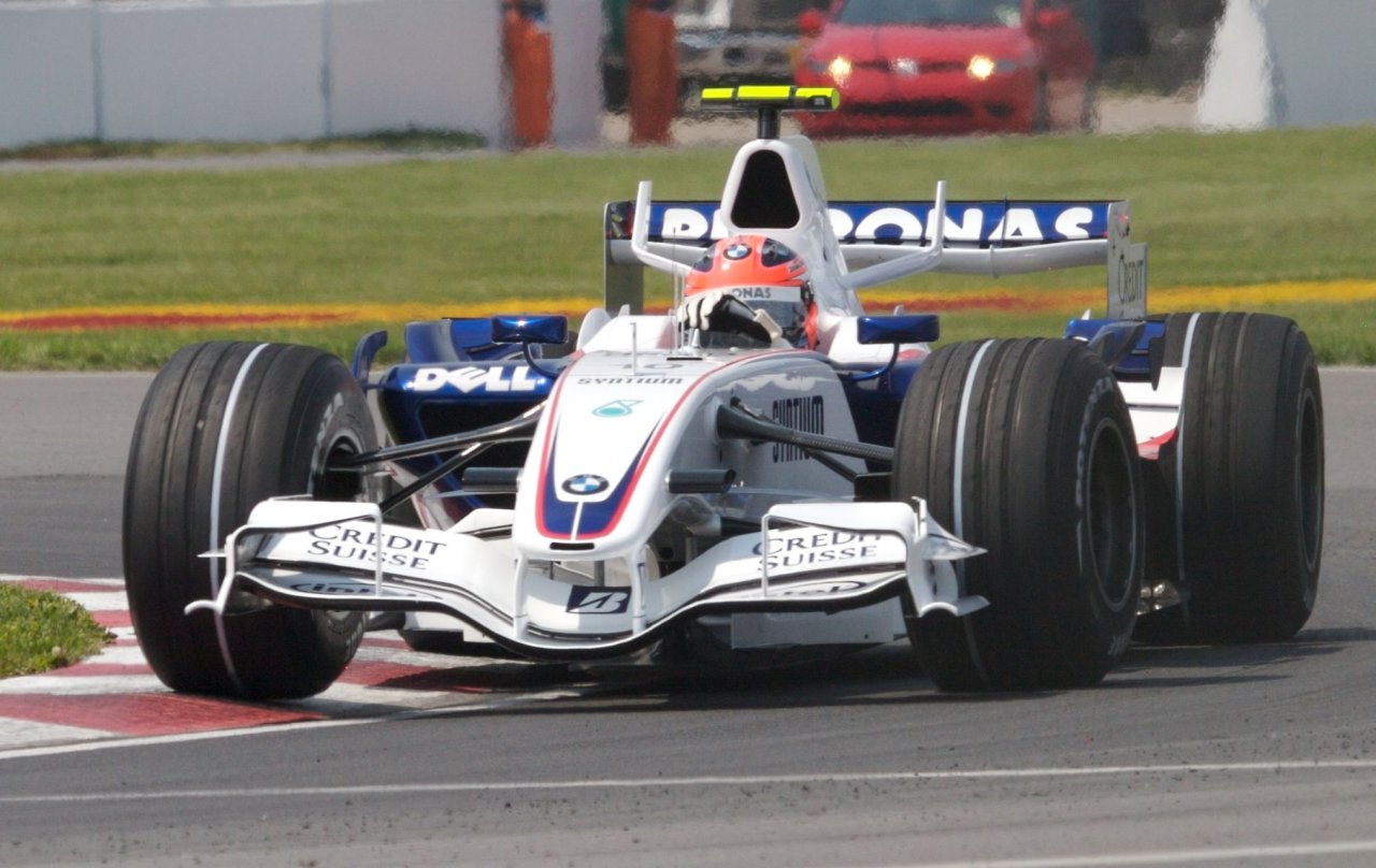 BMW sprejel odločitev o vrnitvi v F1 BMW sprejel odločitev o vrnitvi v F1