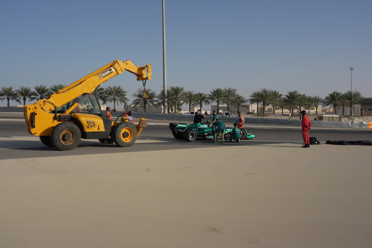 Martin Brundle svari pred večjimi težavami