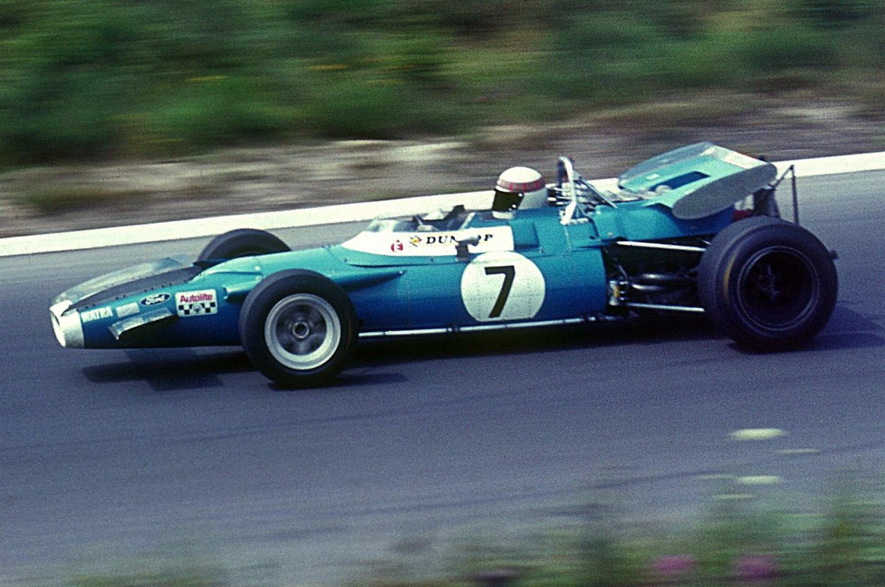Ekipa Kena Tyrella je v F1 vstopila na VN Kanade 1970 in že naslednje leto je Jackie Stewart (sicer z Matrino šasijo) osvojil naslov prvaka.  