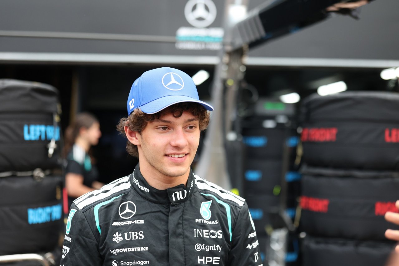 Antonelli v Monaku napada Hamiltonov rekord pri Mercedesu Antonelli v Monaku napada Hamiltonov rekord pri Mercedesu