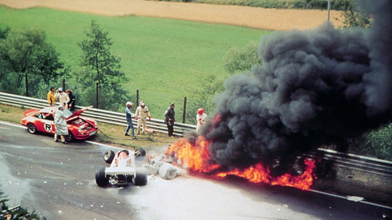 Dan, ko je Niki Lauda skoraj izgubil življenje Dan, ko je Niki Lauda skoraj izgubil življenje
