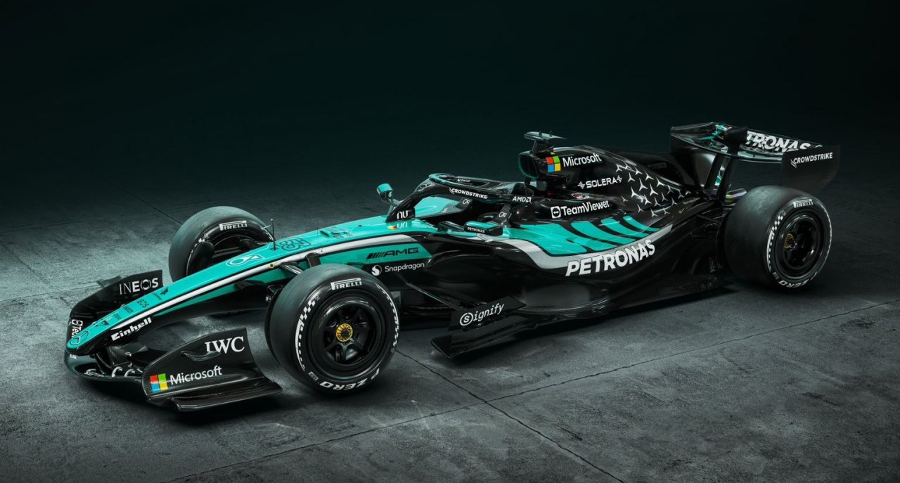 Mercedes bo v Sepangu še bolj turkizen Mercedes bo v Sepangu še bolj turkizen